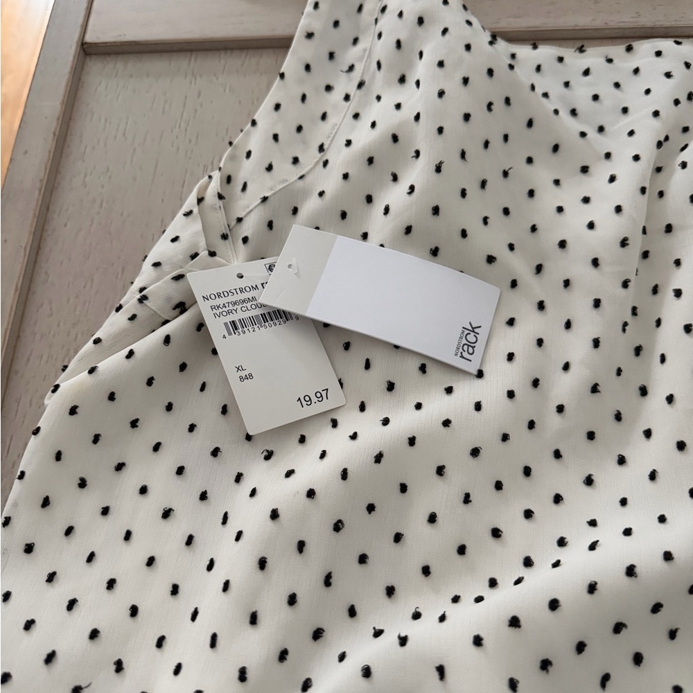 Nordstrom Blue and White Polka Dot Camisoles woman’s size XL blue and cream - Picture 5 of 5
